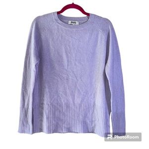 Pura Cashmere Lavender sweater. Size Medium